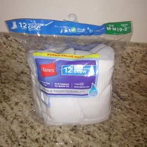 Hanes boys 12 cushion crew socks M 9-2 1/2